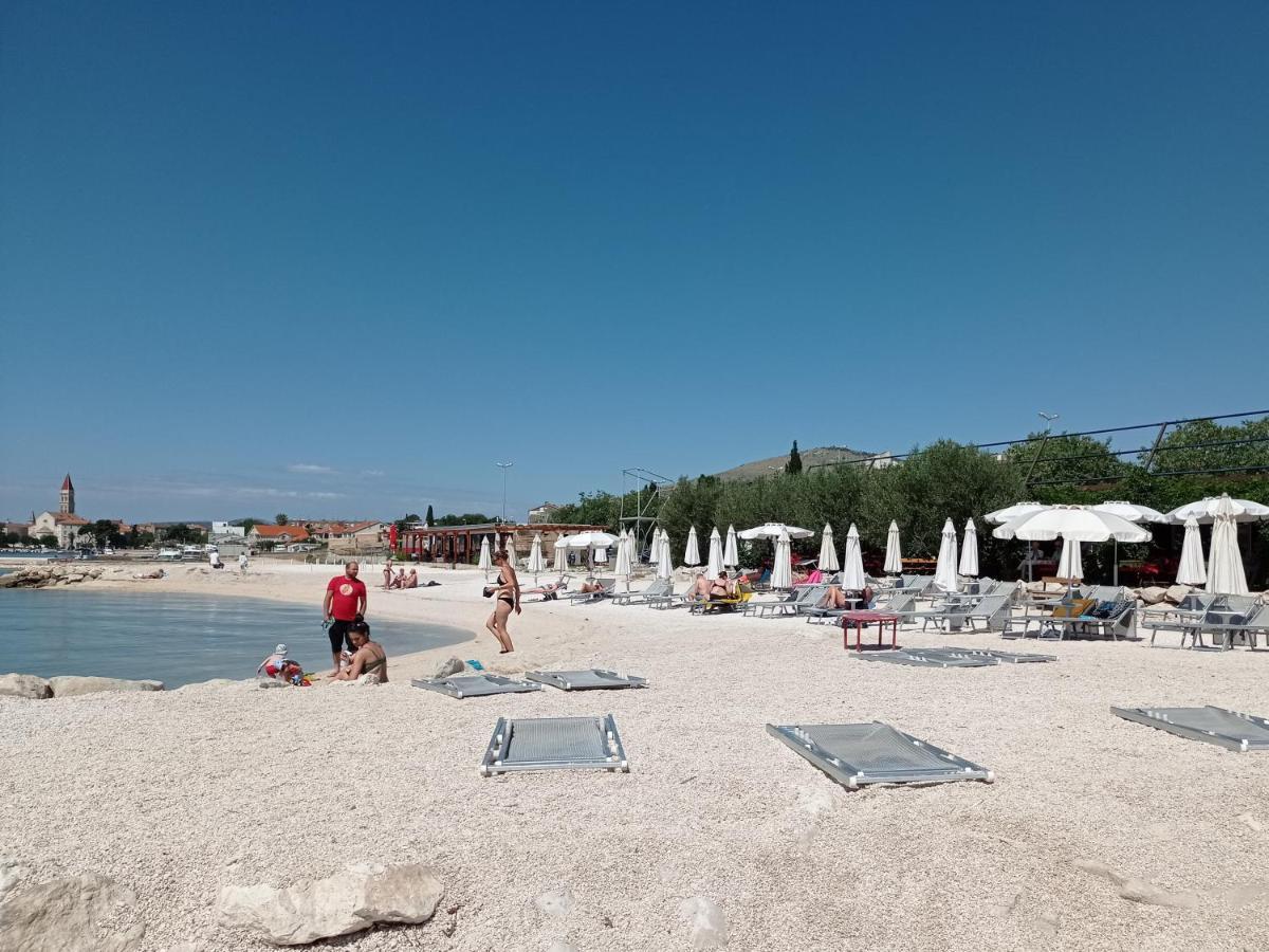 Apartmani Barisic Трогир Екстериор снимка