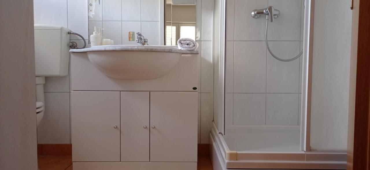 Apartmani Barisic Трогир Екстериор снимка